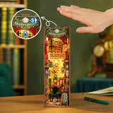 Left Bank Bookstore Book Nook Kit (Tonecheer)