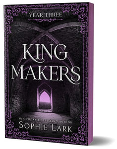 Kingmakers: Year Three (Deluxe Edition)(Kingmakers series #3)