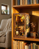 Golden Twilight Studio Book Nook Kit (Hands Craft)