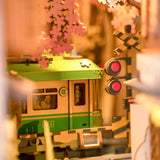 Sakura Tram Book Nook Kit (Hands Craft)