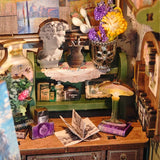 Impressionist Studio Book Nook Kit (Hands Craft)